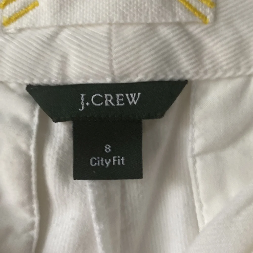 J crew white Bermuda shorts - Picture 2 of 3